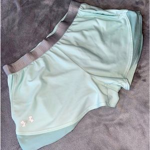 Under Armour turquoise sport shorts